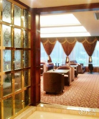 Wuhan Qiansheng Hotel エクステリア 写真